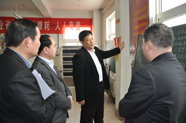 济矿拼搏在线官方网站-拼搏（中国）总经理张广宇参加义桥煤矿调度会指出：干事业就需要这样的事业心和责任心