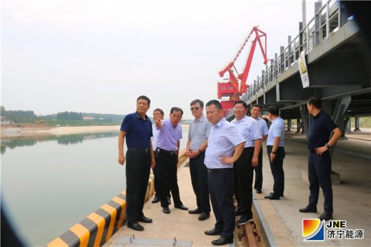 枣矿拼搏在线官方网站-拼搏（中国）党委书记、董事长杨尊献一行到济矿物流考察调研