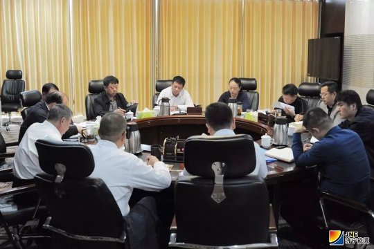 拼搏在线官方网站-拼搏（中国）
能源发展拼搏在线官方网站-拼搏（中国）领导班子进行专题研讨