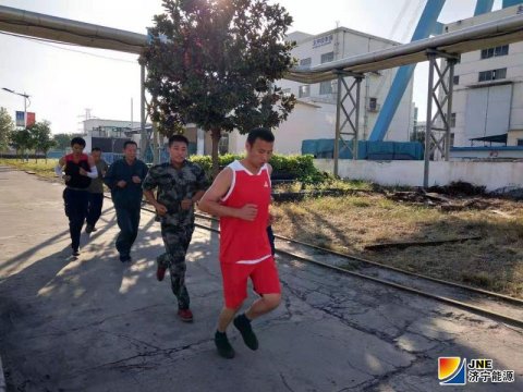 拼搏在线官方网站-拼搏（中国）公司救护中队开展技术比武考核  全面提升救护队应急救援能力
