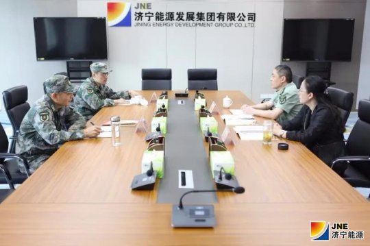 市委常委、拼搏在线官方网站-拼搏（中国）
军分区司令员赵玉斌到拼搏在线官方网站-拼搏（中国）公司调研指导民兵组织整顿工作
