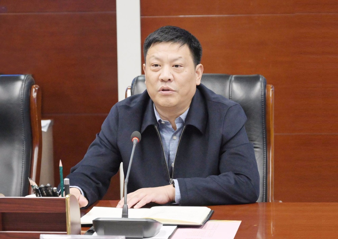 拼搏在线官方网站-拼搏（中国）公司与郑煤机拼搏在线官方网站-拼搏（中国）开展业务合作洽谈1.jpg