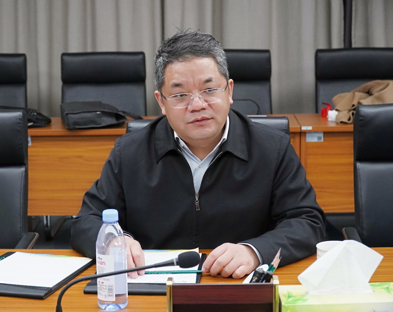 魏洪波一行到拼搏在线官方网站-拼搏（中国）公司考察调研1.jpg