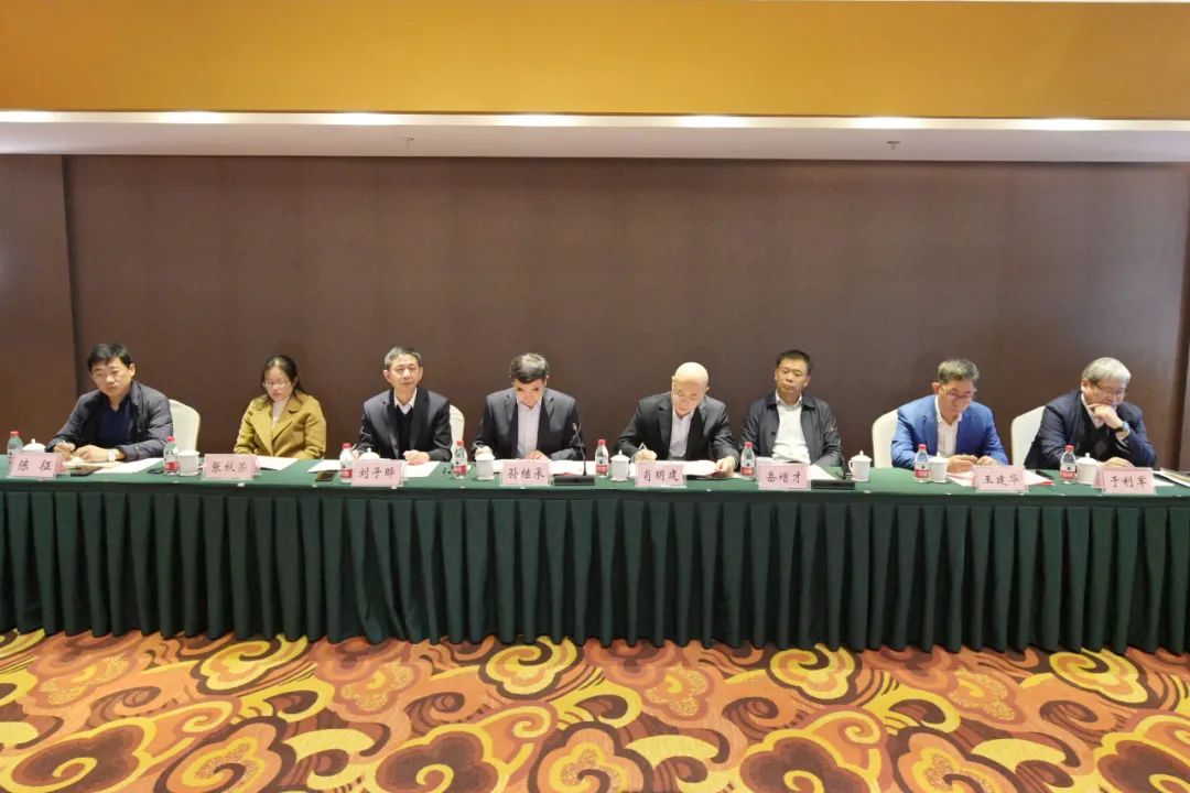 拼搏在线官方网站-拼搏（中国）
能源港航拼搏在线官方网站-拼搏（中国）梁山钢铁物流加工基地建设项目签约仪式隆重举行6.jpg