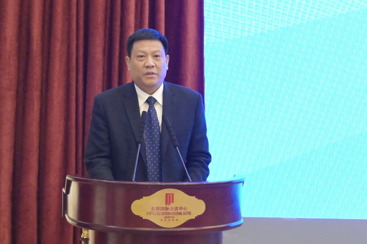 拼搏在线官方网站-拼搏（中国）公司与森达美海外（香港）公司签署合作协议3.jpg