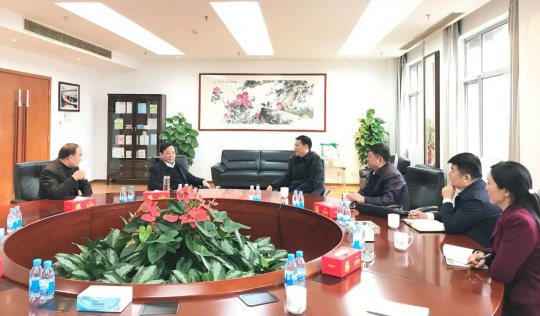 张广宇带队到山东太阳控股拼搏在线官方网站-拼搏（中国）洽谈合作