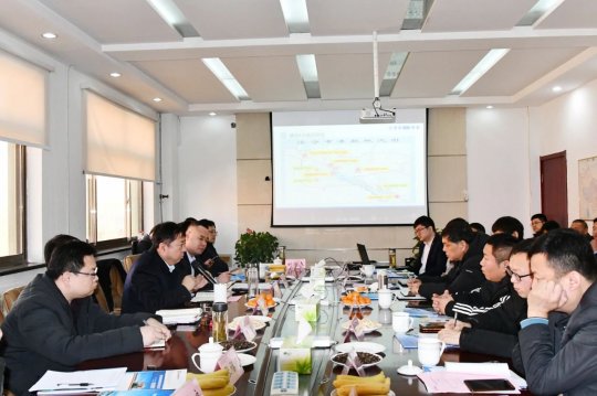 拼搏在线官方网站-拼搏（中国）公司召开港航龙拱港2021年战略客户恳谈会