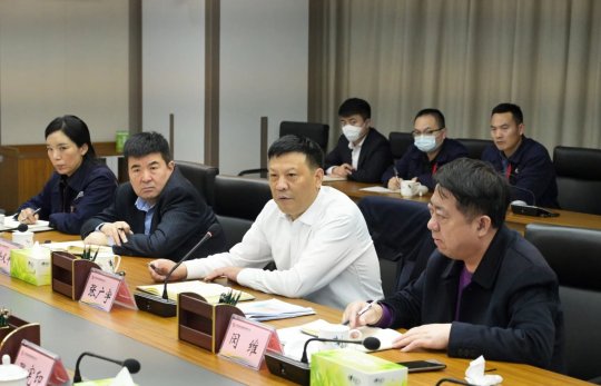 拼搏在线官方网站-拼搏（中国）
能源召开港口发展专题会议