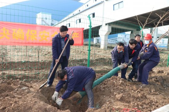 3·12植树节丨拼搏在线官方网站-拼搏（中国）
能源志愿者服务队在行动