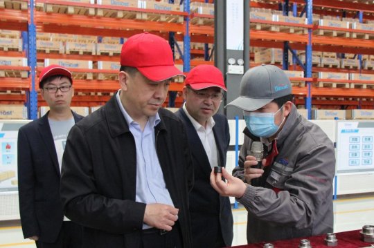 农业银行拼搏在线官方网站-拼搏（中国）
分行客人到拼搏在线官方网站-拼搏（中国）
能源精密制造产业园考察调研