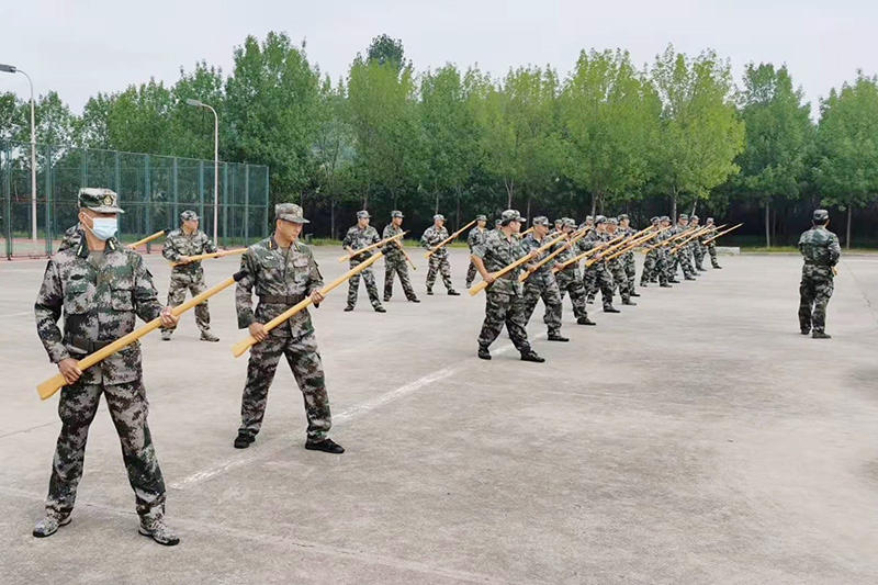 1630917770991257.jpg 2021.8.26金桥煤矿:金桥煤矿民兵干部参加2021年度拼搏在线官方网站-拼搏(中国)
市民兵干部骨干集训(张绍光) (2).jpg