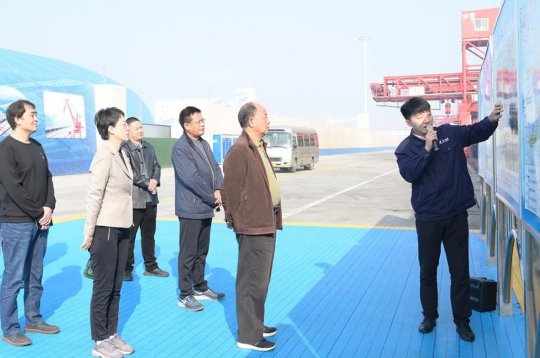 李斌到拼搏在线官方网站-拼搏（中国）公司相关企业开展主题调研工作