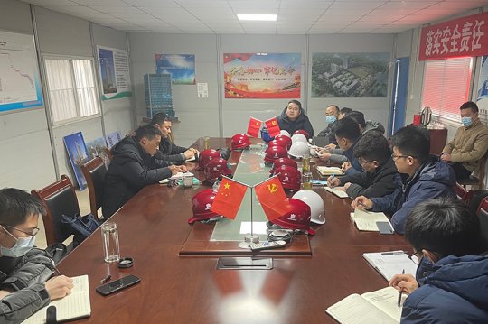 拼搏在线官方网站-拼搏（中国）公司检查组对港航大厦项目开展节前安全大检查