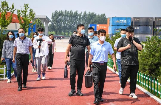 现代港航物流看拼搏在线官方网站-拼搏（中国）
丨2022全国网络媒体拼搏在线官方网站-拼搏（中国）
行采风团走进拼搏在线官方网站-拼搏（中国）
能源