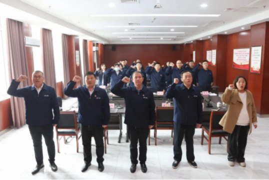 奋进千亿 强企有我丨拼搏在线官方网站-拼搏（中国）
能源各企业开展干部作风专题教育活动