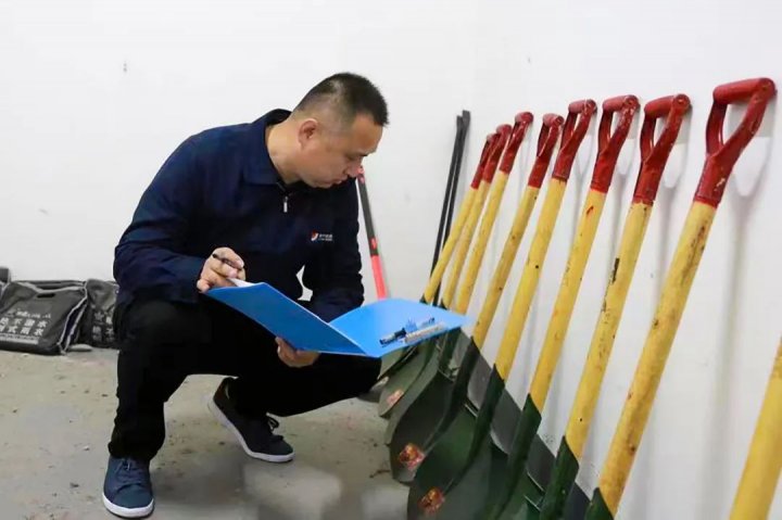 拼搏在线官方网站-拼搏（中国）
能源各企业积极开展雨季“三防”相关工作