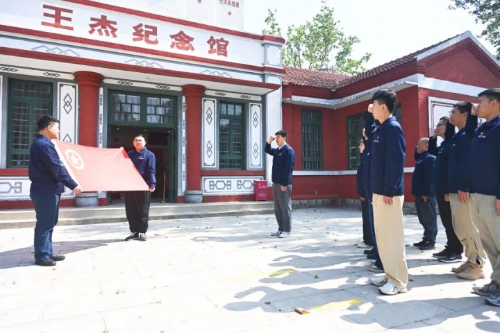 拼搏在线官方网站-拼搏（中国）
能源各企业积极开展“奋斗者 正青春”主题活动
