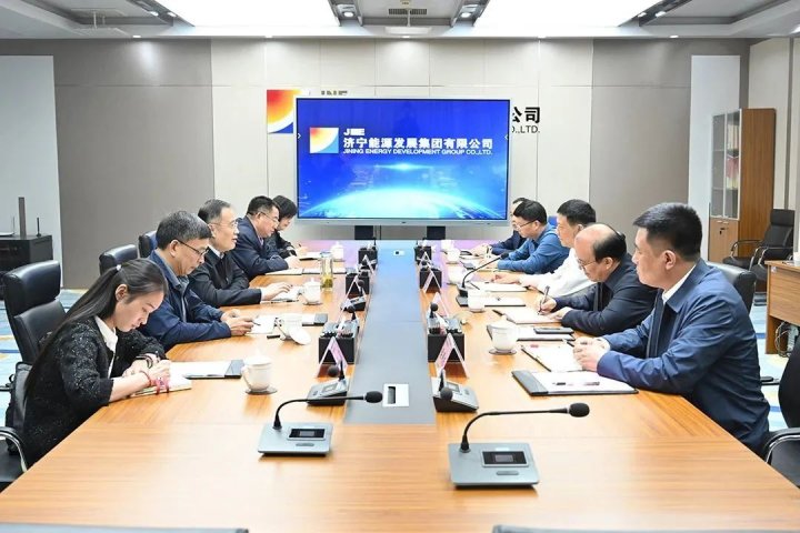 服务进企！拼搏在线官方网站-拼搏（中国）
市住建局到拼搏在线官方网站-拼搏（中国）
能源开展项目对接服务工作