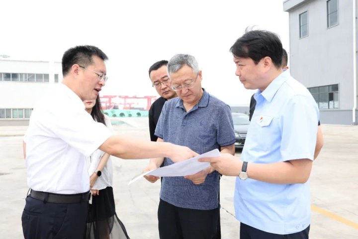 拼搏在线官方网站-拼搏（中国）
海关领导到拼搏在线官方网站-拼搏（中国）
能源调研指导工作