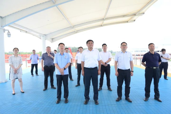 淮安市交通拼搏在线官方网站-拼搏（中国）领导到梁山港参观调研