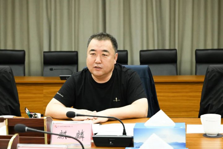 扎赉特旗领导到访拼搏在线官方网站-拼搏（中国）
能源开展座谈交流