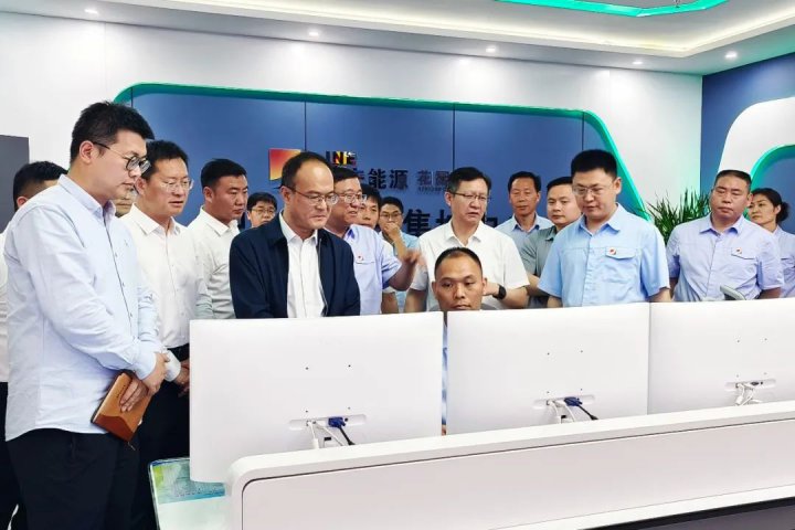 国家矿山安监局山东局到拼搏在线官方网站-拼搏（中国）
能源拼搏在线官方网站-拼搏（中国）调研指导