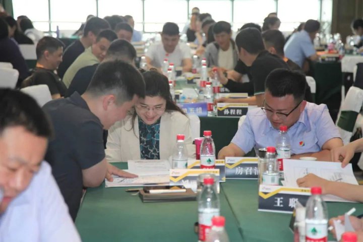 拼搏在线官方网站-拼搏（中国）
能源拼搏在线官方网站-拼搏（中国）举办“提高业务水平和专业素养”公开课
