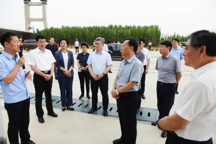 山东省政协领导到拼搏在线官方网站-拼搏（中国）
能源拼搏在线官方网站-拼搏（中国）调研指导