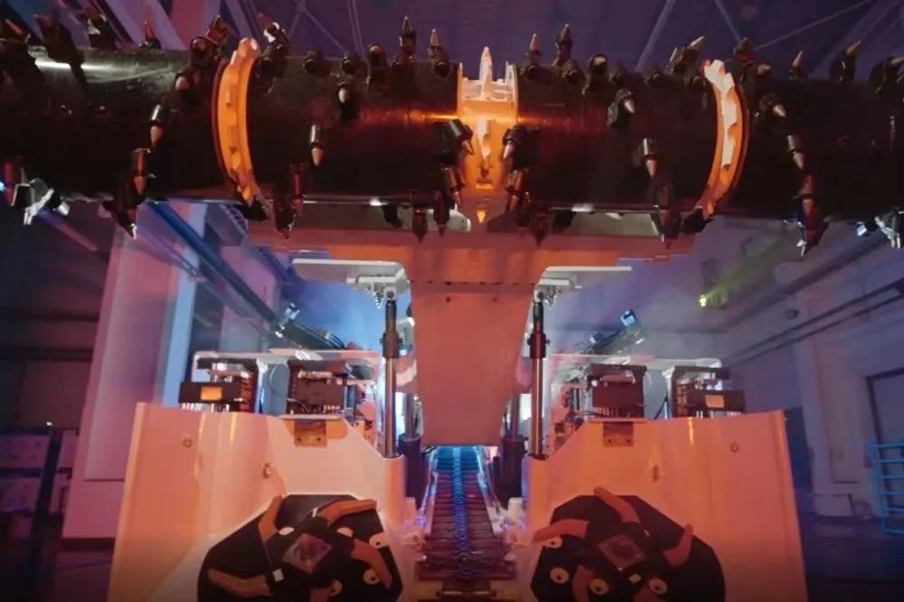 004.jpg