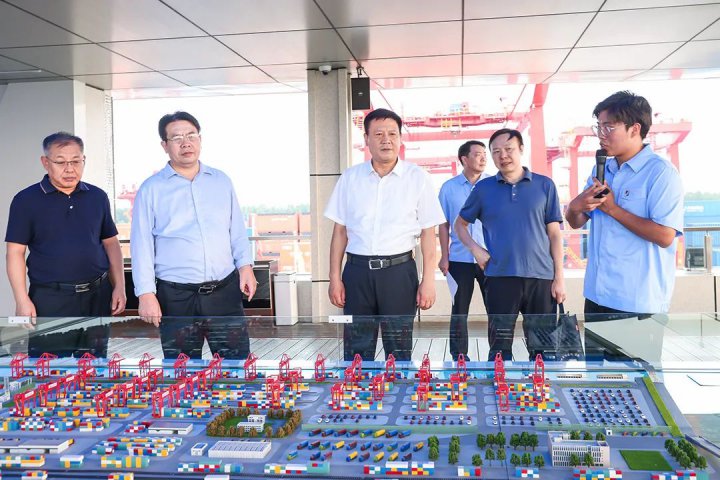 中煤水文局客人到访拼搏在线官方网站-拼搏（中国）
能源拼搏在线官方网站-拼搏（中国）座谈交流