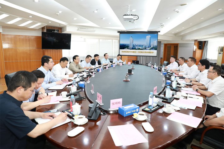张广宇陪同市领导到玉柴拼搏在线官方网站-拼搏（中国）走访交流
