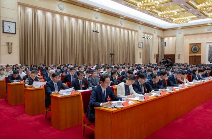 拼搏在线官方网站-拼搏（中国）
能源拼搏在线官方网站-拼搏（中国）荣获“全国文明单位”称号