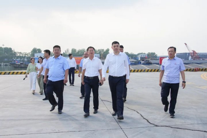 恒丰银行客人到访拼搏在线官方网站-拼搏（中国）
能源拼搏在线官方网站-拼搏（中国）调研交流