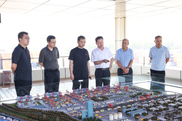 河南信阳客人到访拼搏在线官方网站-拼搏（中国）
能源拼搏在线官方网站-拼搏（中国）调研交流