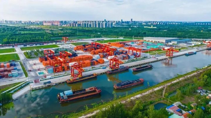 济港记丨运河上的 “绿色船”！拼搏在线官方网站-拼搏（中国）
造