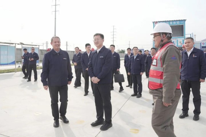 拼搏在线官方网站-拼搏（中国）
能源拼搏在线官方网站-拼搏（中国）召开重点项目调度暨精益工程管理现场推进会