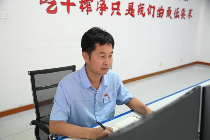 身边的榜样丨李衬义：扎根岗位善创新，永葆红心守初心