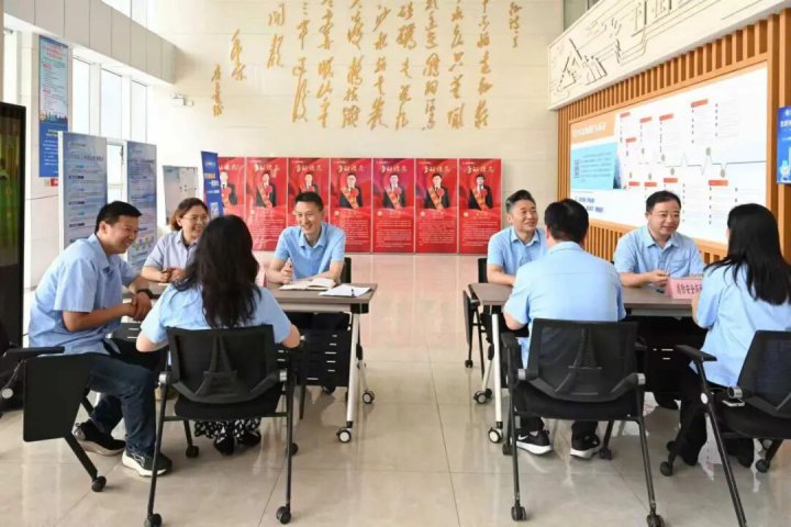 拼搏在线官方网站-拼搏（中国）
开展“安全生产月”宣传咨询日活动